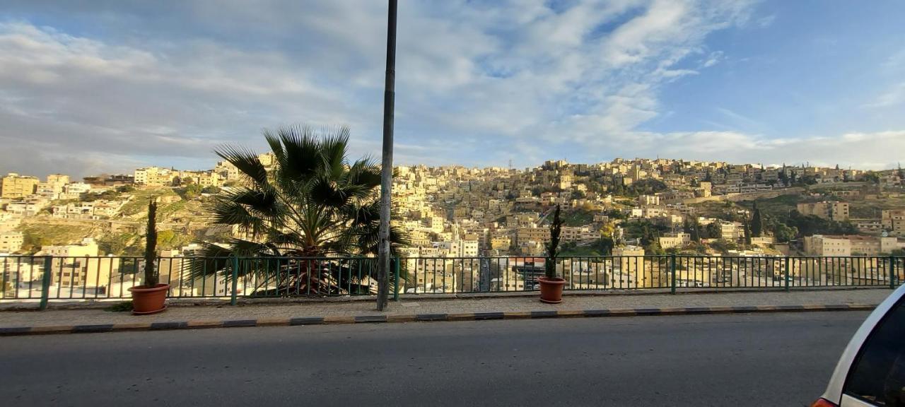 Khirfan Crown Houses -Downtown Amman Bagian luar foto